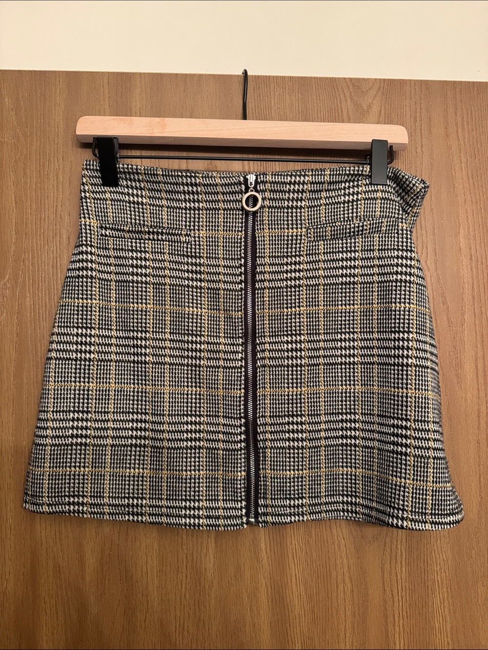 Front-Zip Plaid Mini Skirt in Black and Cream - Picture 1 of 1